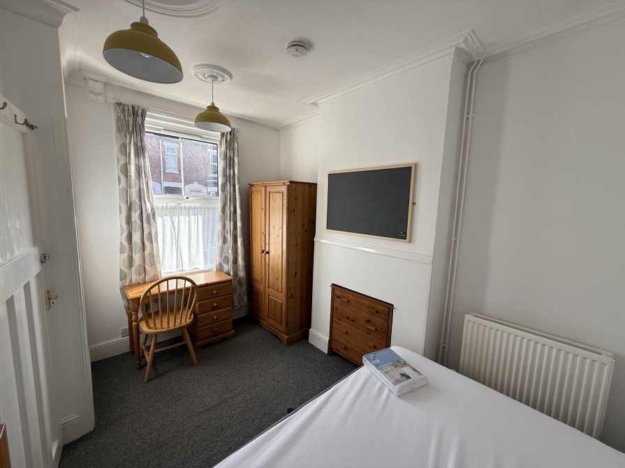 Bedroom 5
