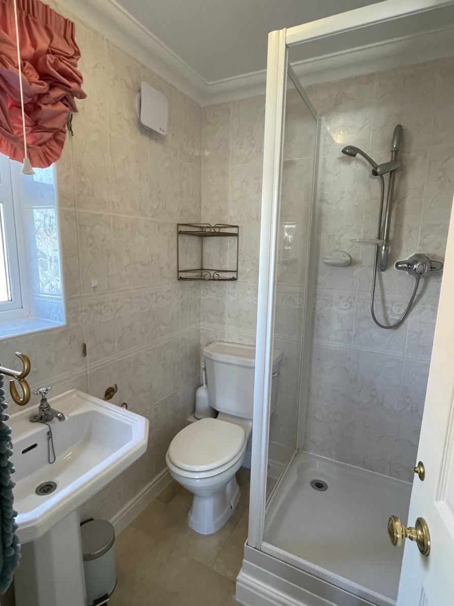 En-suite 2