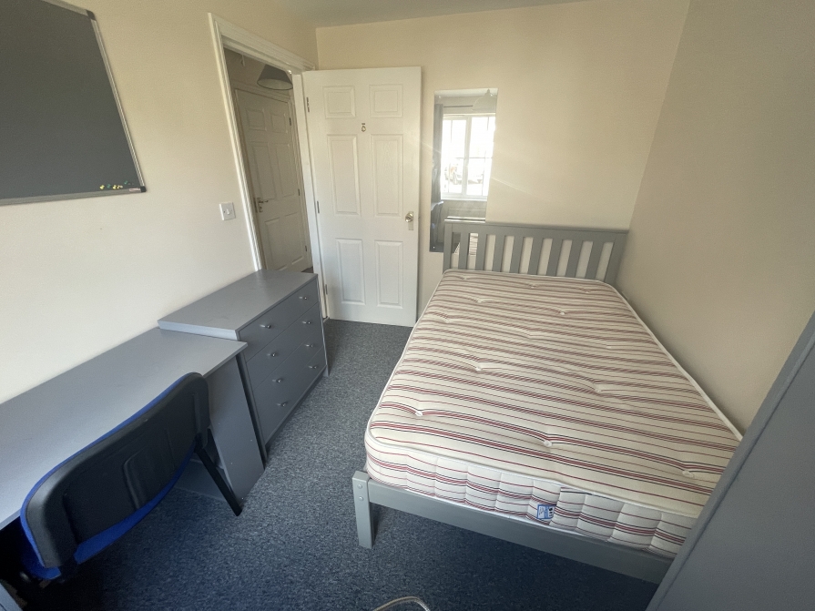 Bedroom 4